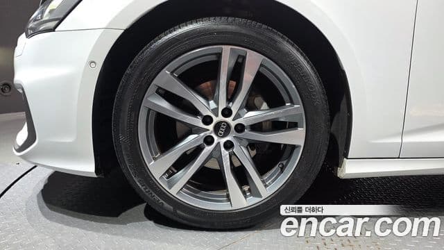 Audi A6 (C8) Premium, 2023 все фото