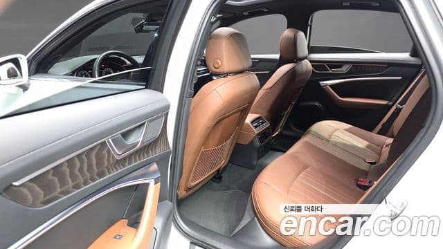 Audi A6 (C8) Premium, 2023 12