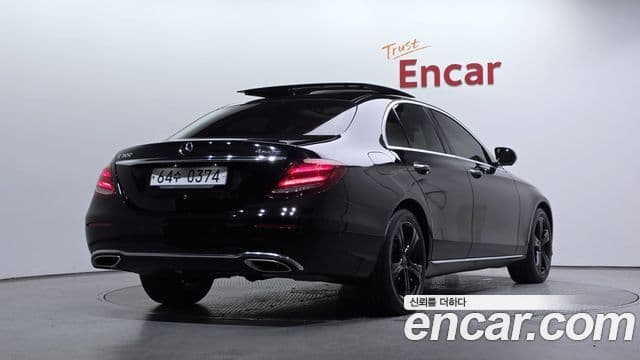 Mercedes-Benz E-класс W213 Avantgarde, 2017 2