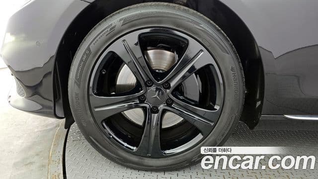 Mercedes-Benz E-класс W213 Avantgarde, 2017 все фото