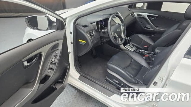 Hyundai Avante MD M16 GDI top, 2012 10