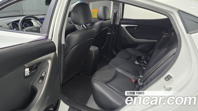 Hyundai Avante MD M16 GDI top, 2012 11