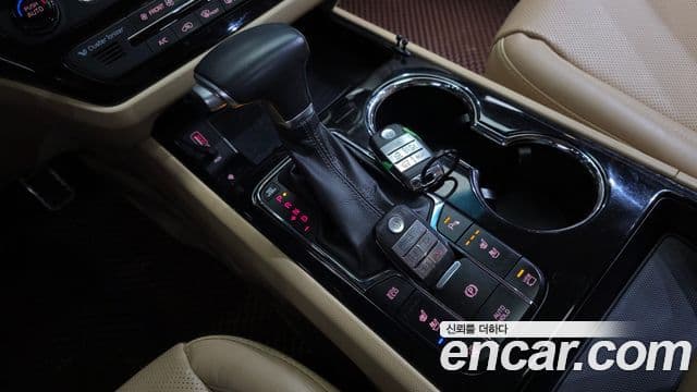 Kia The / новый New Carnival Special, 2019 9