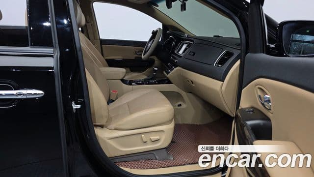 Kia The / новый New Carnival Special, 2019 11