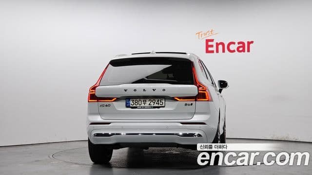 Volvo XC60 2세대 B6 Inscription, 2022 4