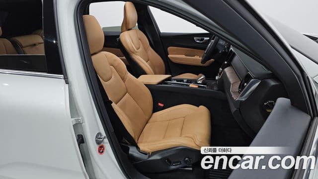Volvo XC60 2세대 B6 Inscription, 2022 10