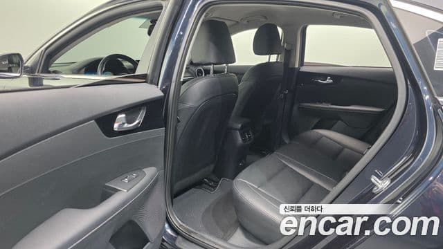 Kia The / новый New K3 2세대 Noblesse, 2022 17