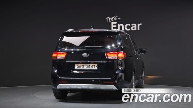 Kia All New Carnival Prestige, 2018 4