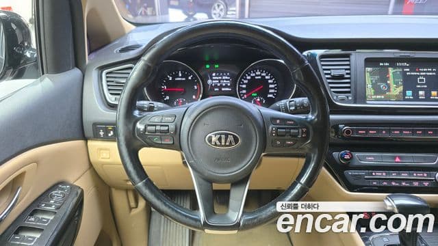 Kia All New Carnival Prestige, 2018 14