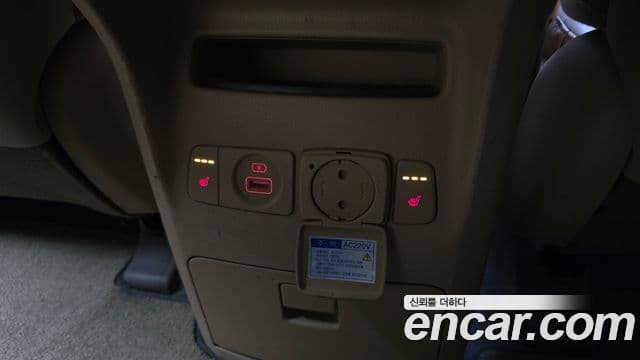 Kia All New Carnival Prestige, 2018 19