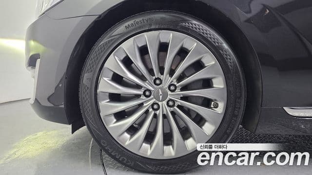 Genesis EQ900 Premium Luxury, 2018 все фото