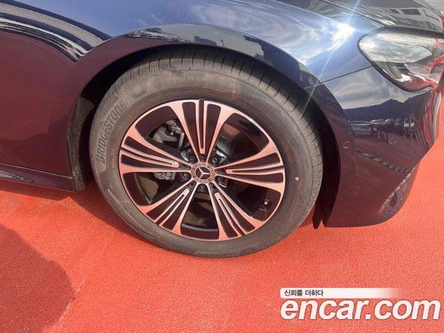 Mercedes-Benz E-класс W214 Avantgarde, 2025 3