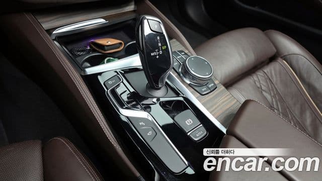 BMW 5시리즈 (G30) 530i M Sport Plus, 2018 9