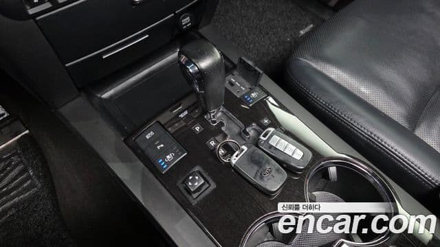 Kia Mohave 4WD KV300, 2015 9