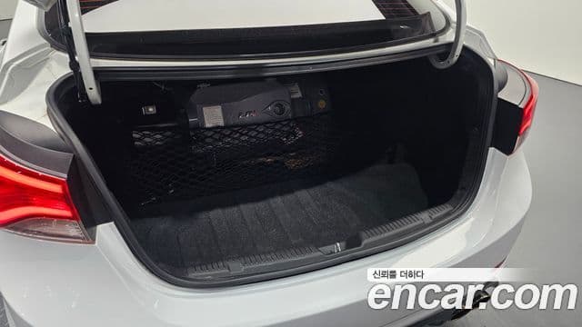 Hyundai The / новый New Avante Modern, 2016 20