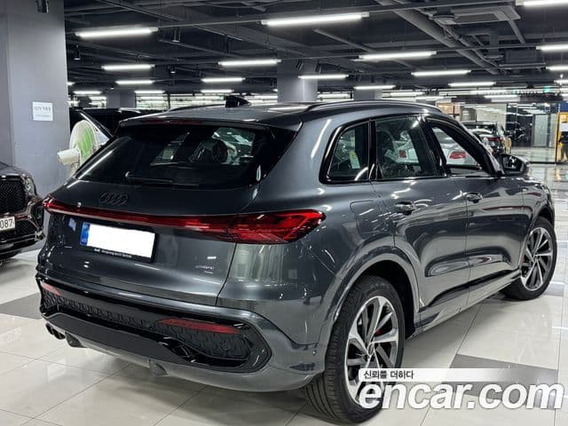 Audi Q5 (80A) 40 TDI Quattro S Line чёрный Edition, 2025 3