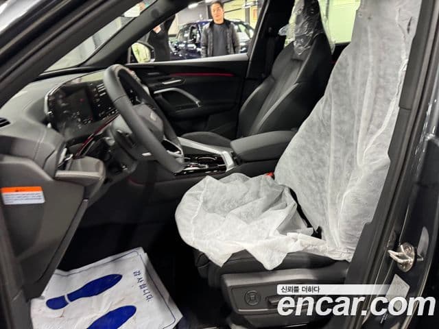 Audi Q5 (80A) 40 TDI Quattro S Line чёрный Edition, 2025 7