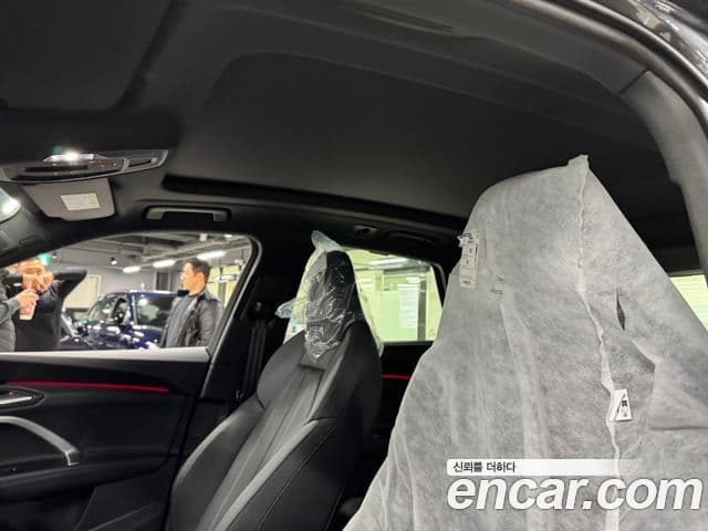 Audi Q5 (80A) 40 TDI Quattro S Line чёрный Edition, 2025 12