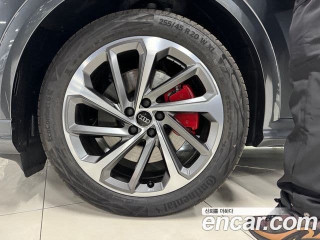 Audi Q5 (80A) 40 TDI Quattro S Line чёрный Edition, 2025 14