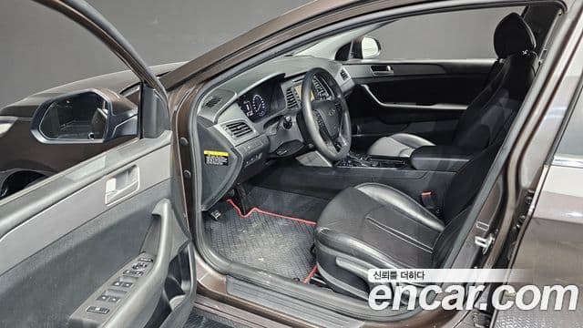 Hyundai LF Sonata Modern, 2015 10