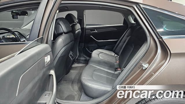 Hyundai LF Sonata Modern, 2015 11