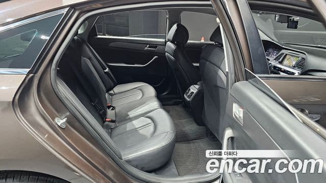 Hyundai LF Sonata Modern, 2015 13