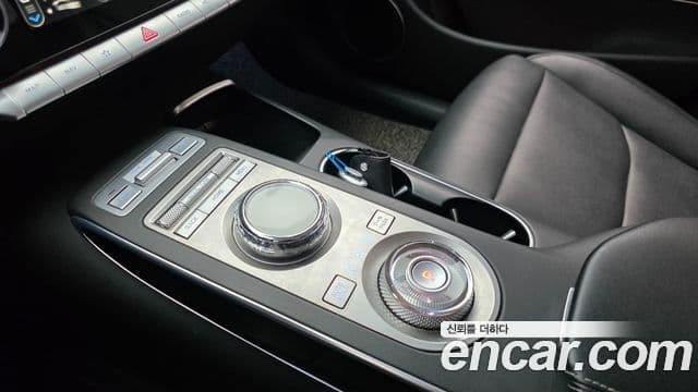 Genesis GV70, 2021 9