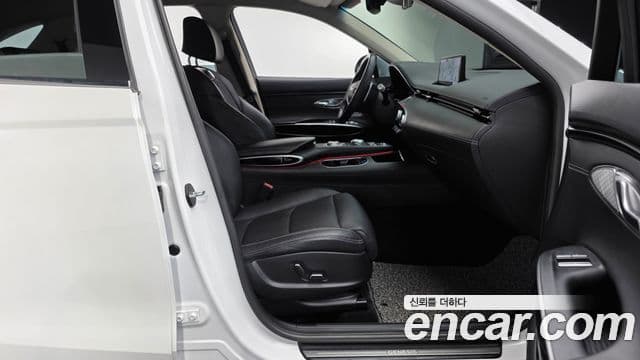 Genesis GV70, 2021 10