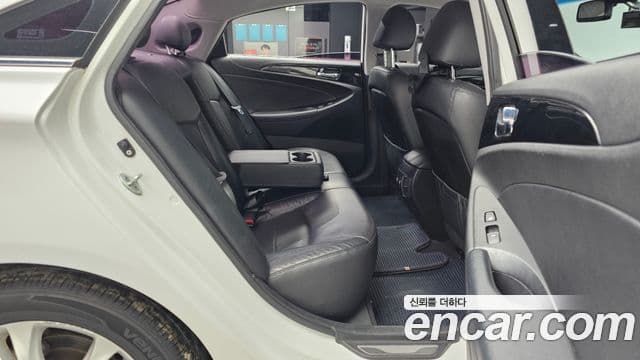 Hyundai YF Sonata топовая версия, 2010 12