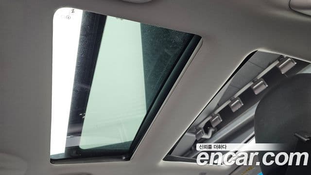 Hyundai YF Sonata топовая версия, 2010 19