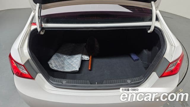 Hyundai YF Sonata топовая версия, 2010 20