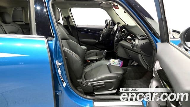 Mini Cooper 3세대, 2022 11