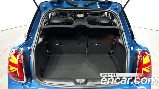 Mini Cooper 3세대, 2022 20