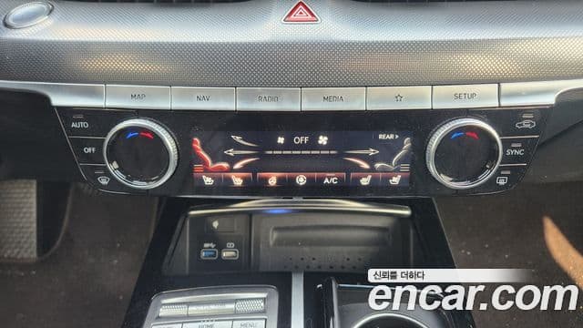 Genesis G80 (RG3) бензин 2.5 турбо AWD, 2021 14