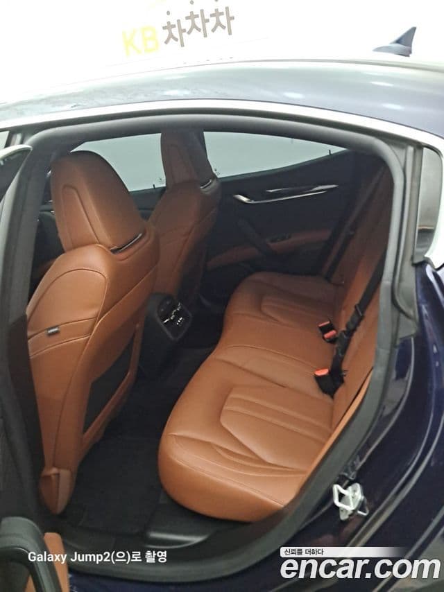 Maserati 기블리 3세대, 2021 7