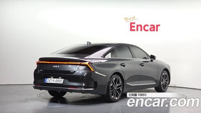 Kia The / новый New K8 гибрид Signature, 2025 2