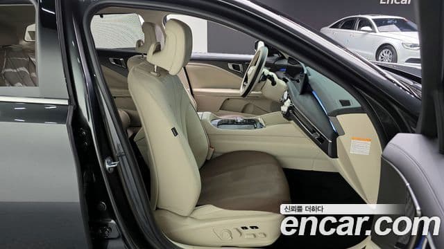 Kia The / новый New K8 гибрид Signature, 2025 12