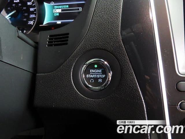 Ford Explorer 6세대 2.3 Limited 4WD, 2018 14