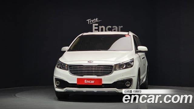 Kia All New Carnival Luxury, 2016 3