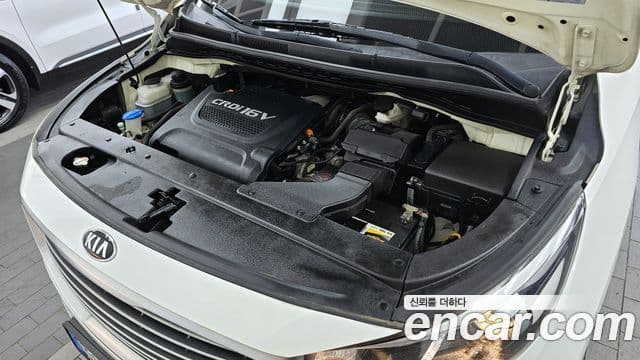 Kia All New Carnival Luxury, 2016 6