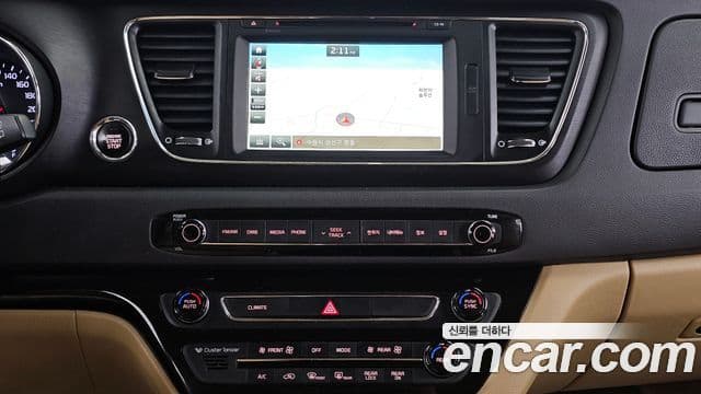 Kia All New Carnival Luxury, 2016 14
