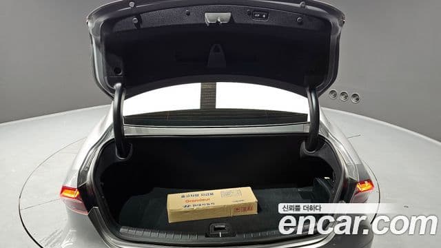 Hyundai The / новый New Grandeur IG Exclusive, 2021 20