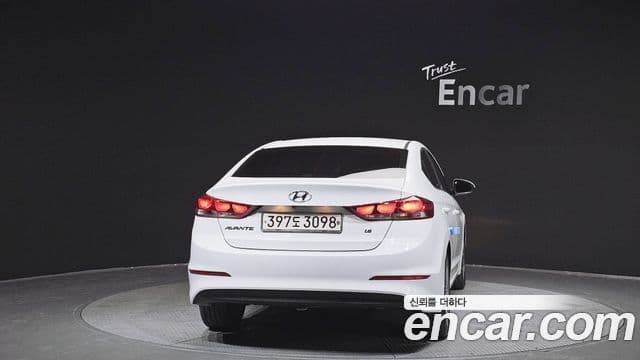 Hyundai Avante AD 1.6 GDI Value Plus, 2018 4