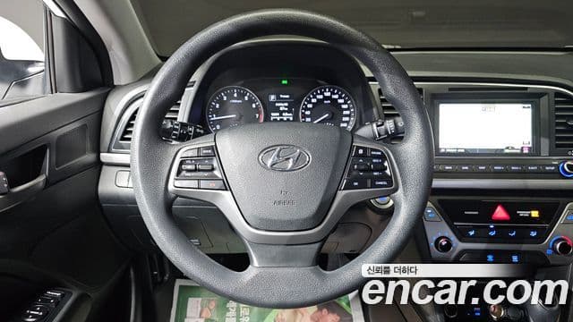 Hyundai Avante AD 1.6 GDI Value Plus, 2018 17