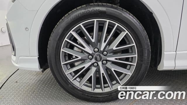 Audi Q3 (F3) Premium, 2023 все фото