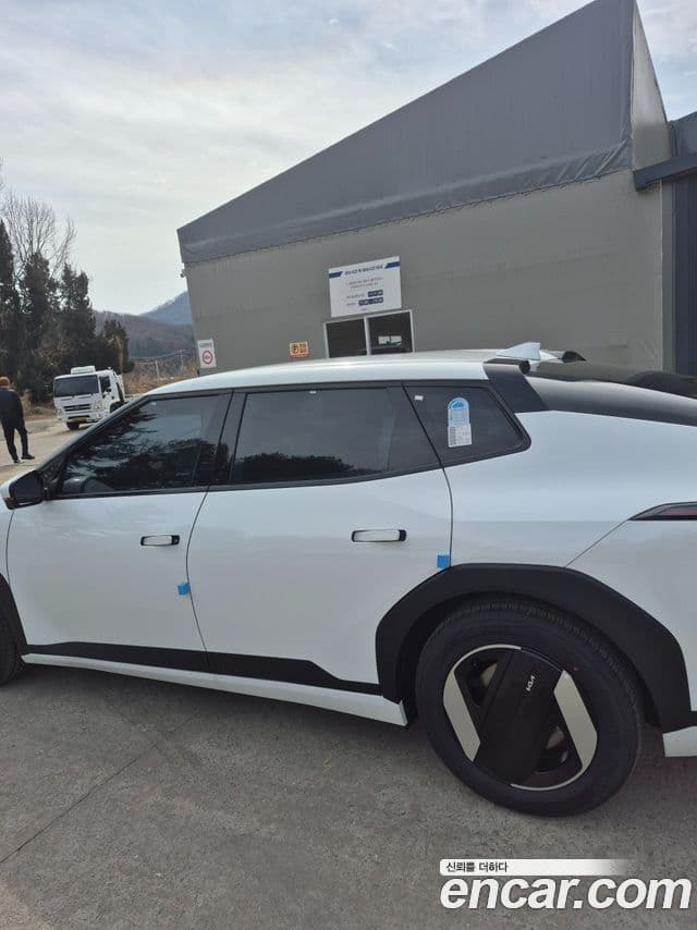Kia EV4 Earth, 2026 7