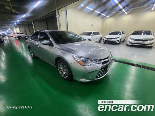 Toyota New 캠리 гибрид XLE, 2016 3
