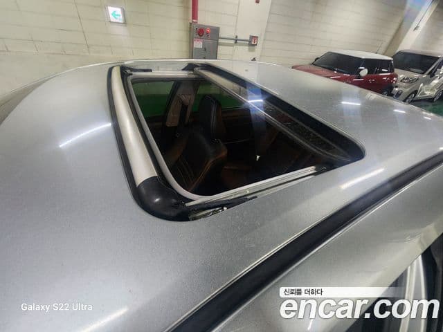 Toyota New 캠리 гибрид XLE, 2016 8