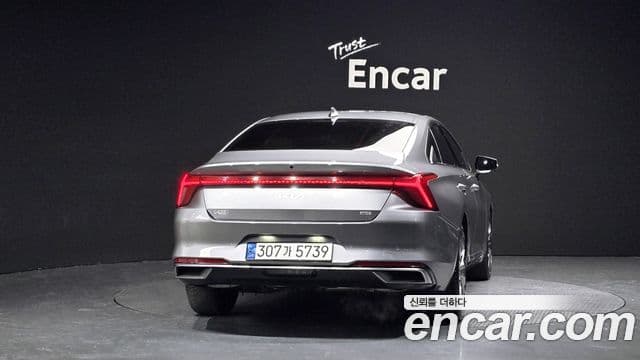 Kia K8 Platinum, 2023 4