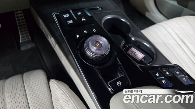 Kia K8 Platinum, 2023 9